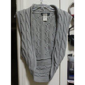 "Wet Seal" grey sleeveless knit vest